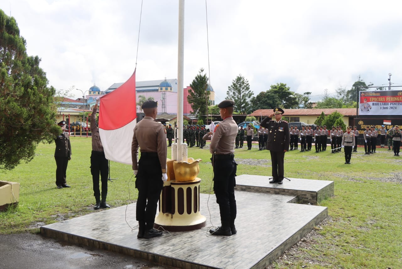 Wakapolres Jayawijaya Pimpin Upacara Peringatan Hari Lahir Pancasila