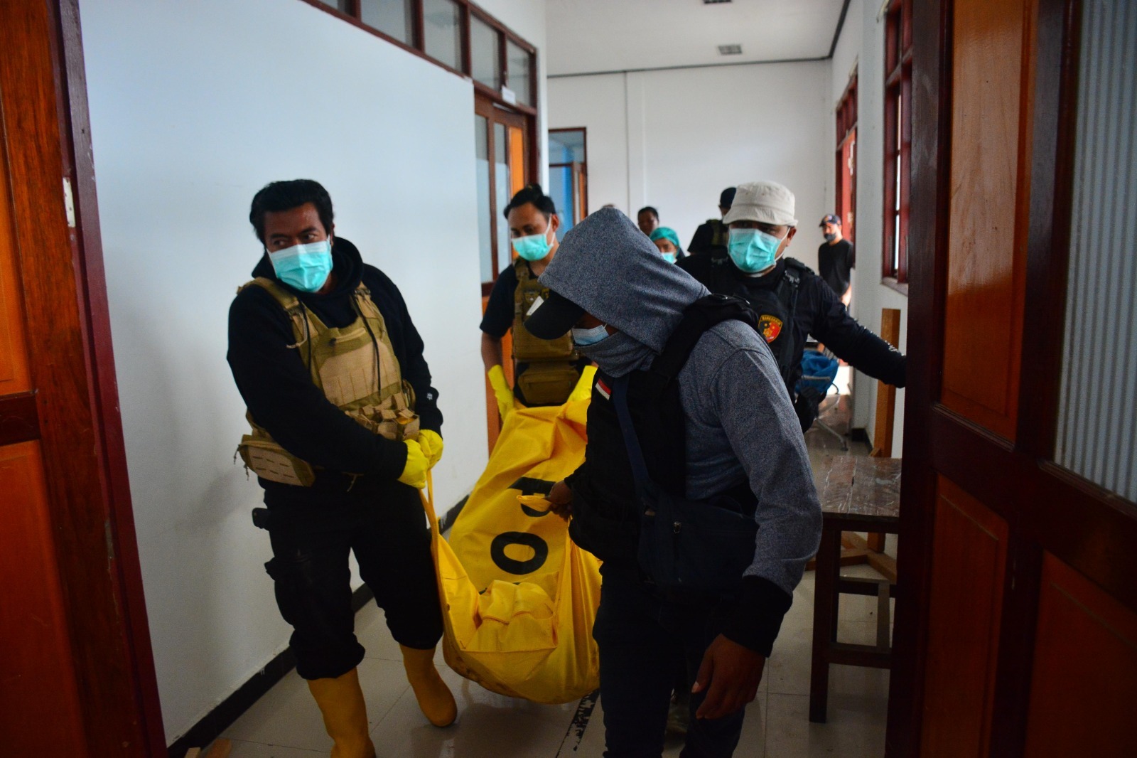 Satgas Ops Damai Cartenz Berhasil Tewaskan 1 KKB di Paniai dan evakuasi 1 jenazah di Udigimi. Inilah Catatan Kriminal KKB Undius Kogoya