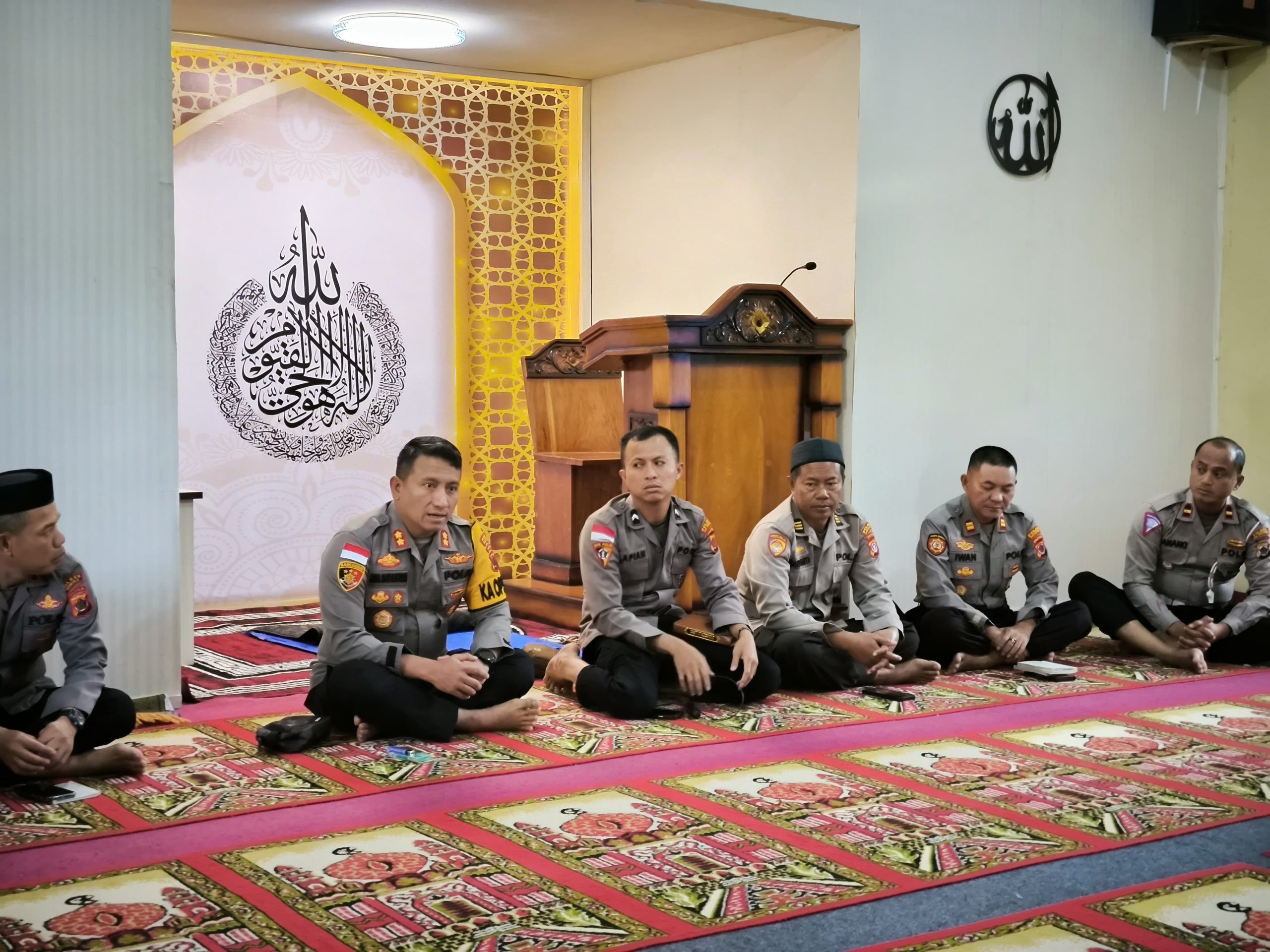 Kapolres Pegunungan Bintang Pimpin Kegiatan Pembinaan Rohani dan Mental Personil