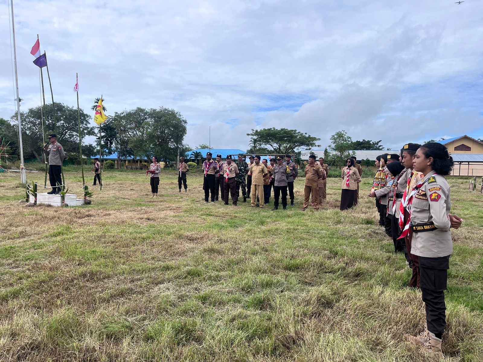 Personil Satuan Binmas Polres Merauke hadiri lomba ketangkatasan Pramuka