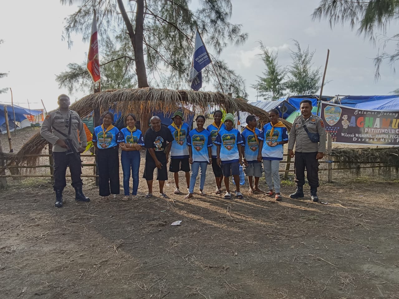 Berikan Rasa Aman, Personel Polsek Sarmi Kota Melaksakan Giat Pengamanan Perkemahan Gereja Advent Setanah Papua