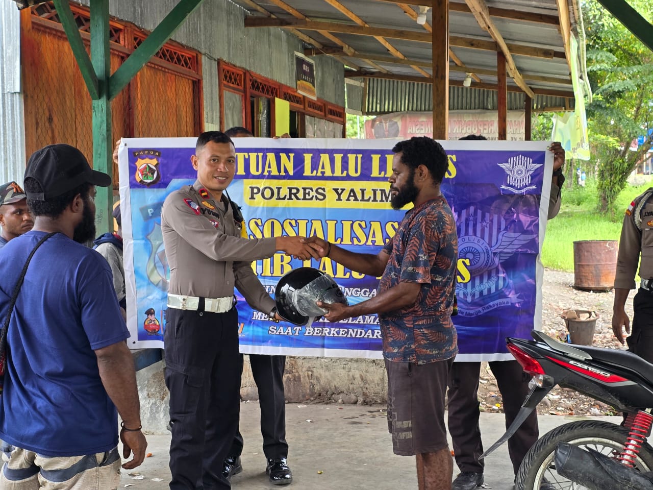 OPS Patuh Cartenz, Sat Lantas Polres Yalimo Gelar Himbauan untuk Pengendara