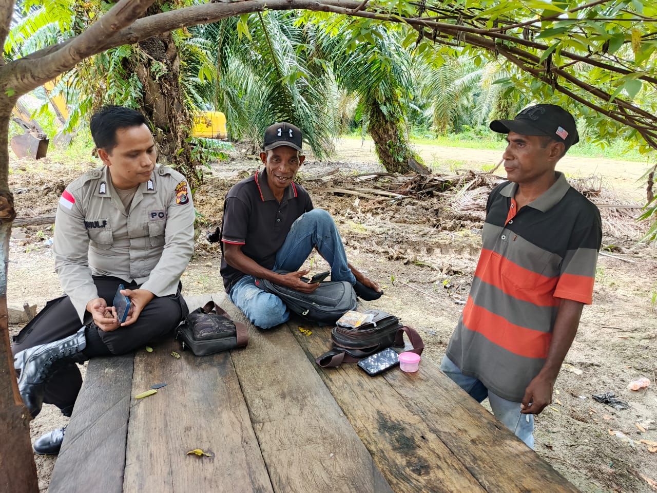 Polsek Arso Timur Laksanakan Patroli Dialogis Di Perbatasan RI-PNG