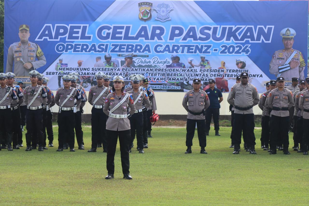 Kapolres Merauke Pimpin Apel Gelar Pasukan dalam rangka Operasi Zebra Cartenz Tahun 2024