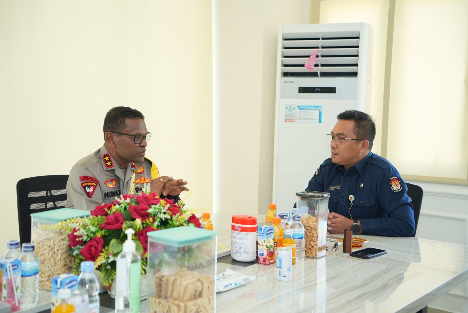 Kapolda Papua Tinjau Pengamanan Jelang Pilkada di Kantor KPU Provinsi Papua