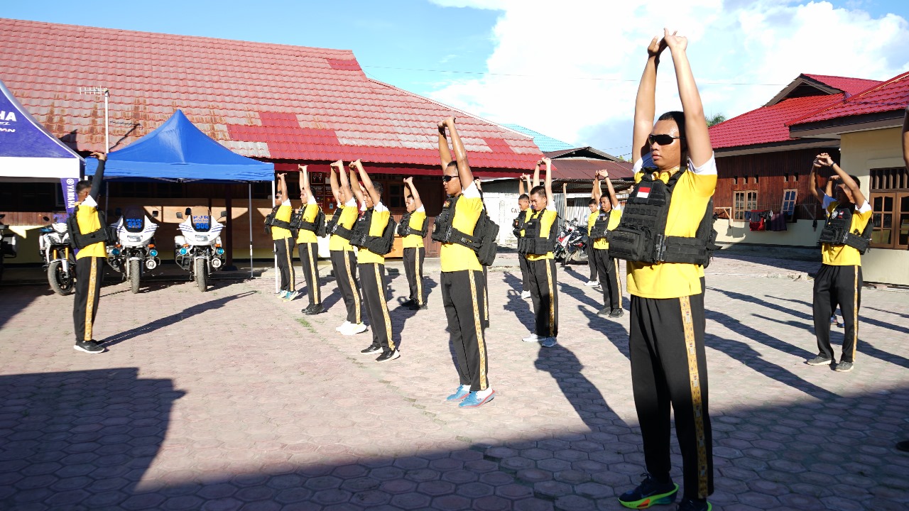 Pembinaan Fisik di Kantor LO Polda Papua Tengah, Satgas Preventif Siap Hadapi Tugas Pengamanan Pilkada