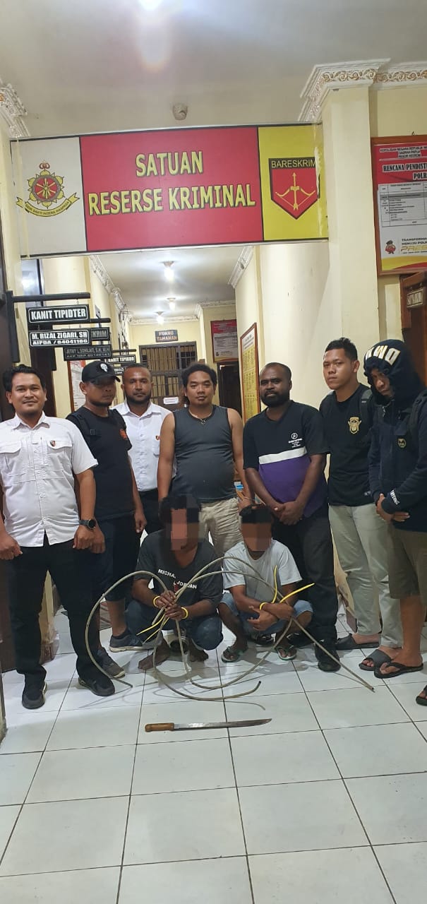 Kabel Fiber Optic Dijalan Trans Papua Sengaja Dirusak, Polres Keerom Tangkap 2 Pelaku.