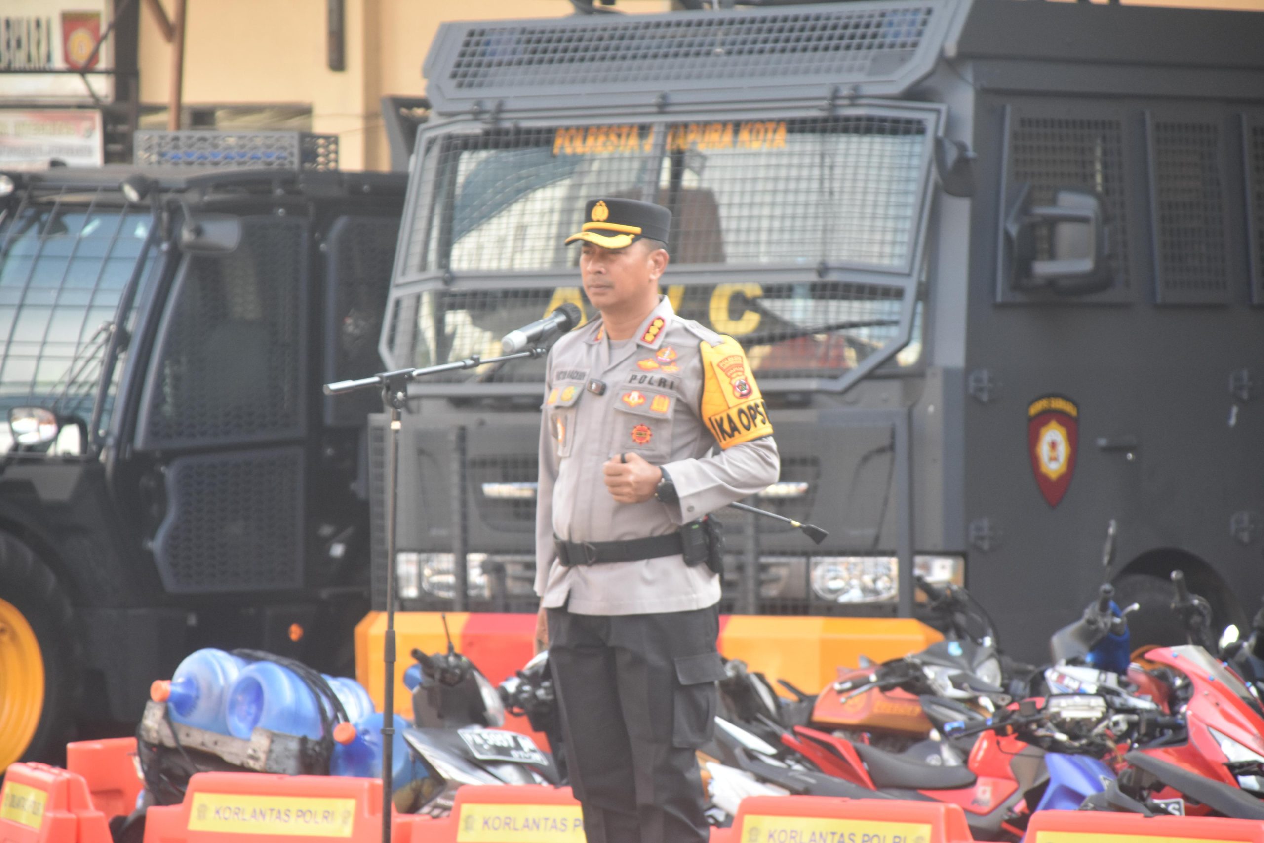 Pimpin Upacara Hari Kesadaran Nasional, Kapolresta : Tingkatkan Semangat Nasionalisme, Profesionalisme dan Kinerja Polri
