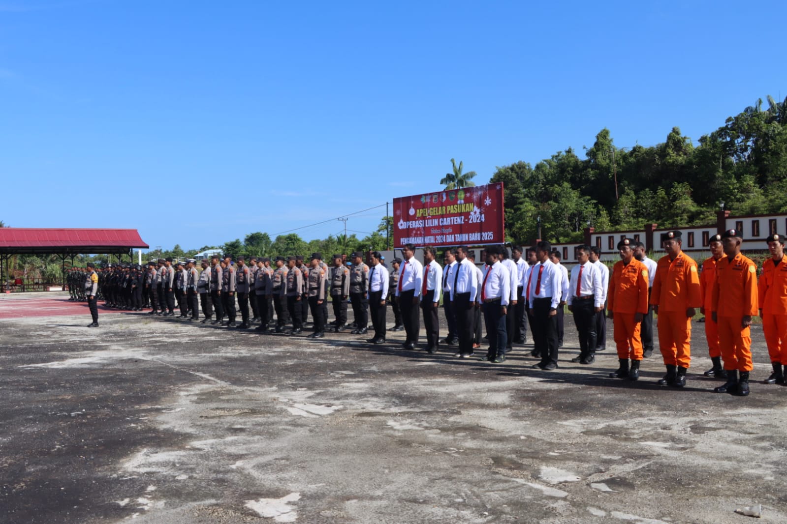 Polres Boven Digoel Gelar Apel Gelar Pasukan Operasi Lilin Cartenz 2024 Dalam Rangka Pengamanan Nataru