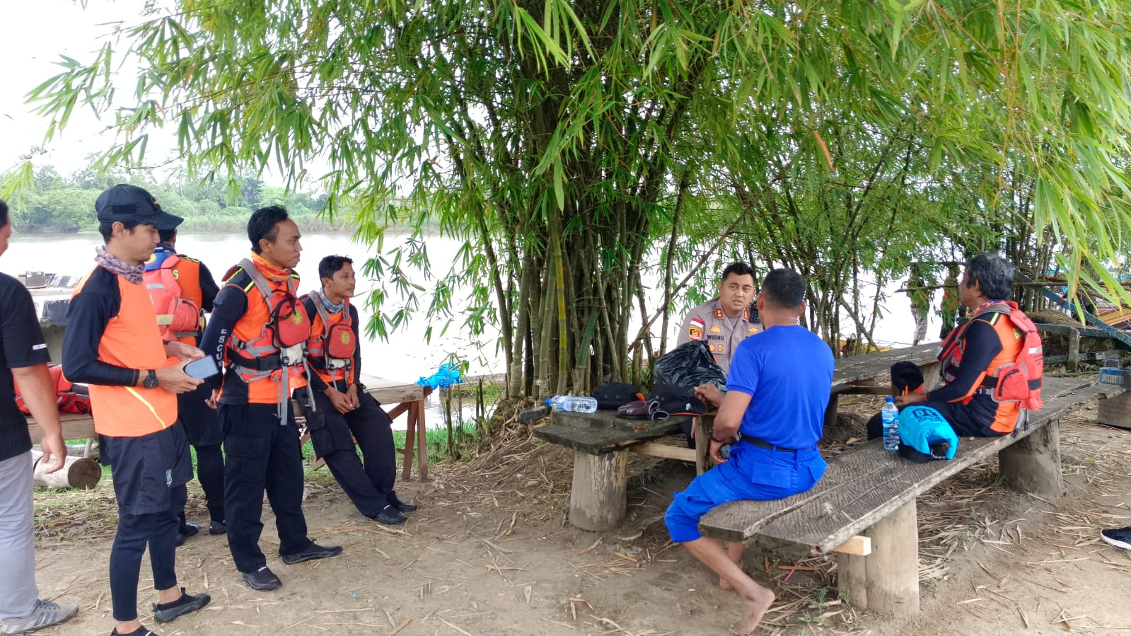 Team Gabungan Polres Boven Digoel dan Basarnas Masih Lakukan pencarian Anak Tenggelam di Sungai Digoel