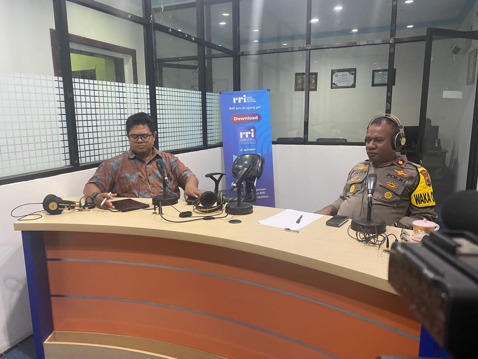 Dialog Interaktif Bahas “Wujudkan Keerom yang Aman dan Damai” di Stasiun LPP RRI Jayapura