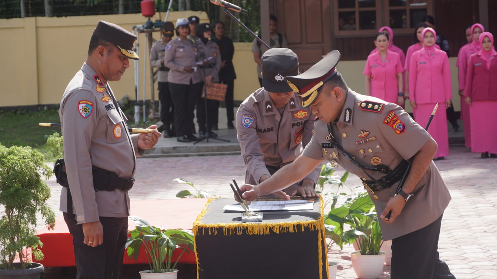 Kapolda Papua Tengah Pimpin Upacara Pengukuhan Kapolres Mimika