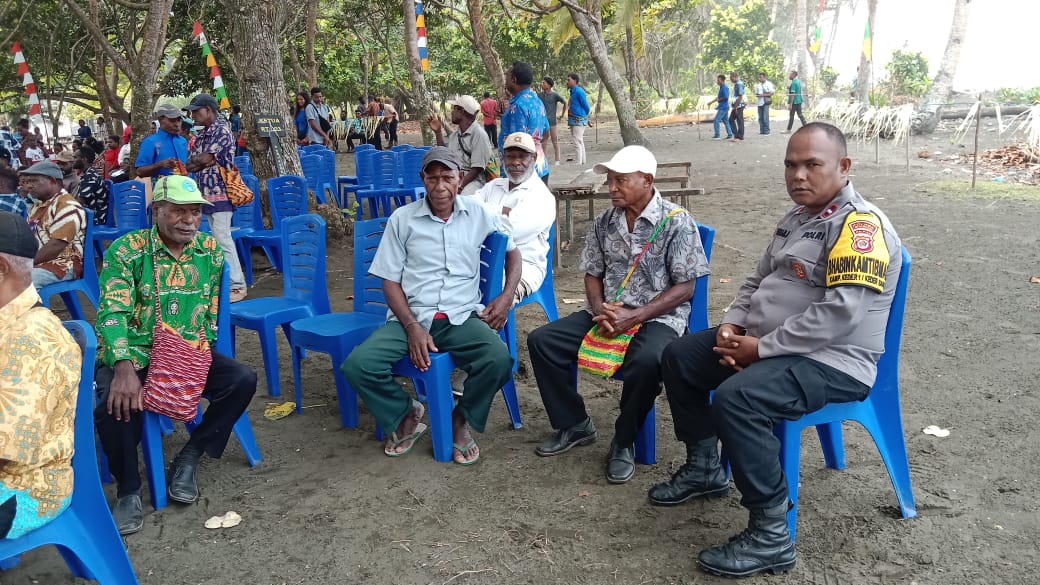 Polsek Pantai Timur Berikan Pengamanan Ibadah Pekabaran Injil di Tanah Papua Yang Ke- 170