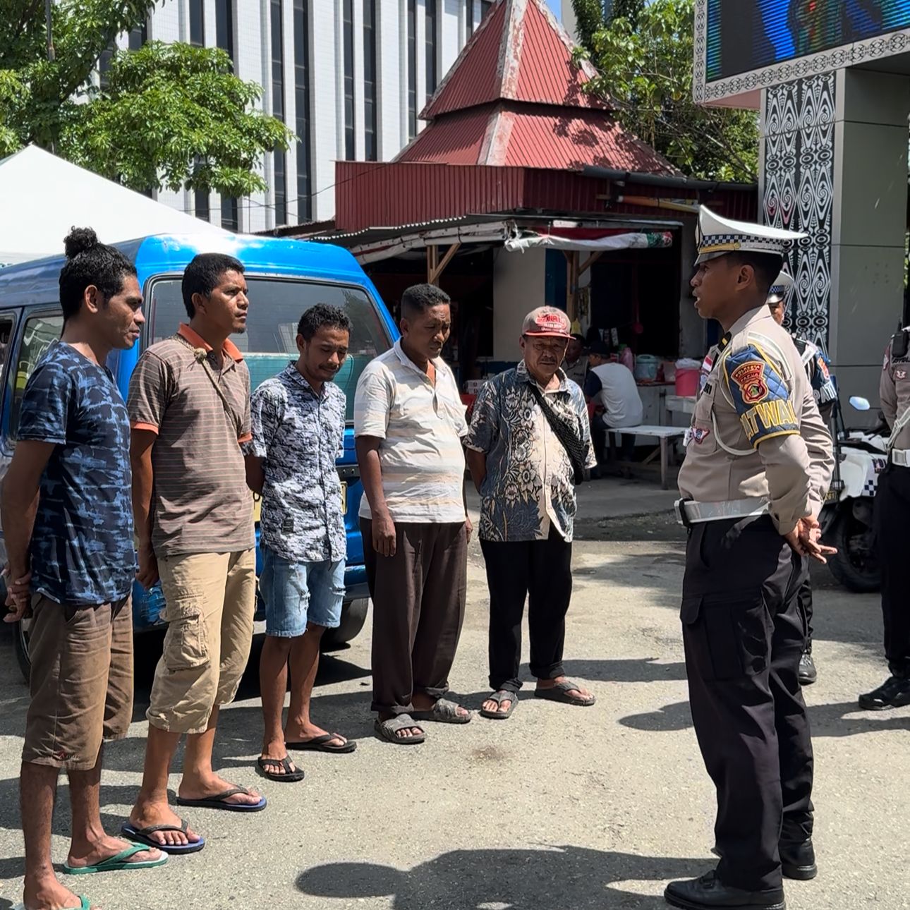 Ops Keselamatan Berikan Imbauan Untuk Supir Angkutan Umum