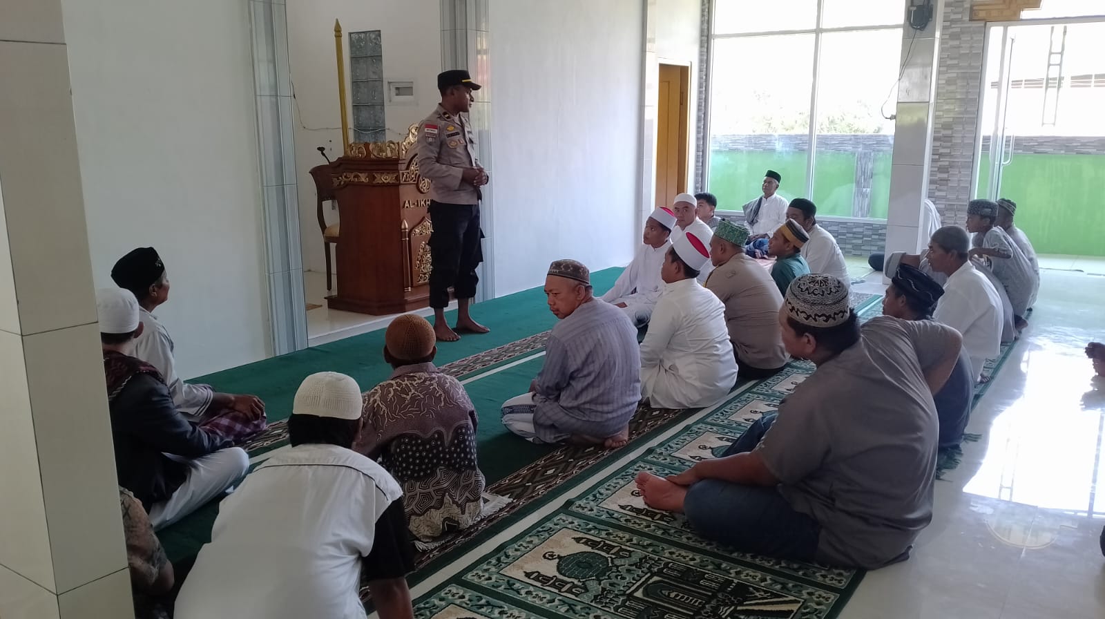 Polsek Muara Tami Berikan Imbauan Kamtibmas Jelang Putusan MK Melalui Para-para Numbay