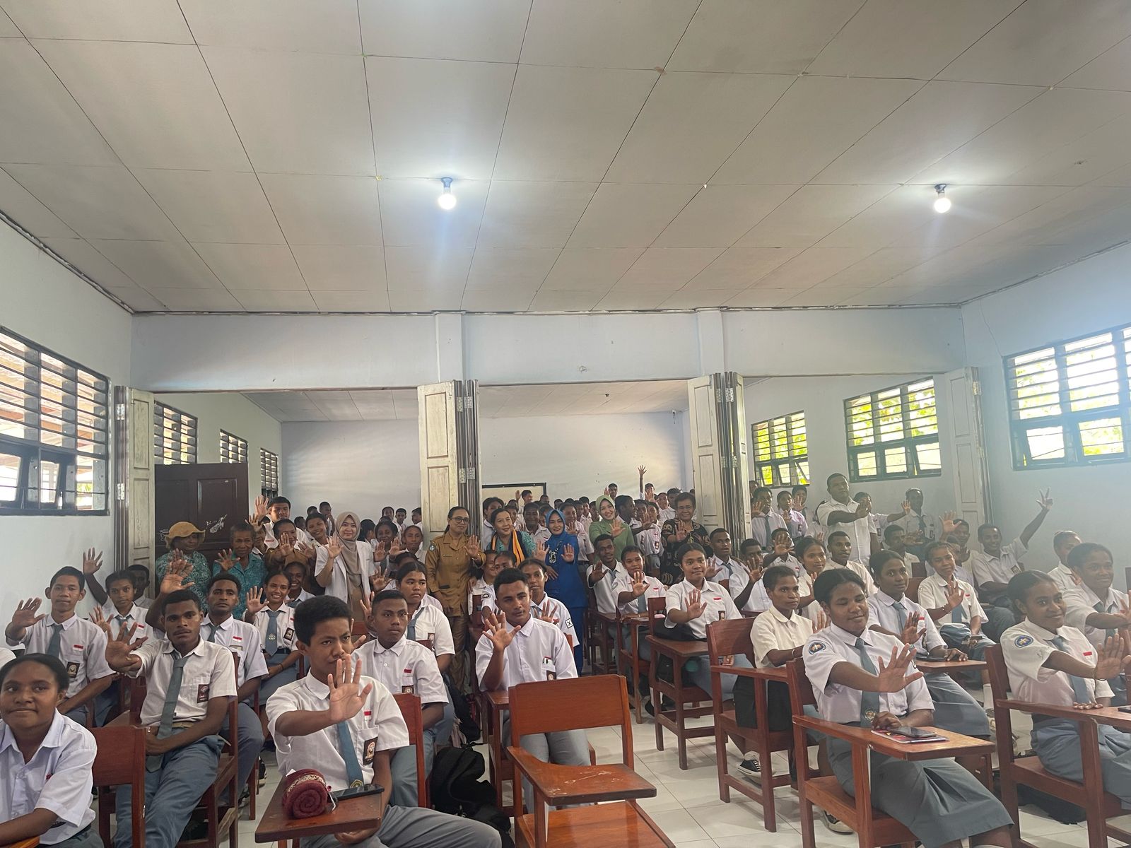 Guna Meningkatkan Kesadaran Bahaya Narkoba Di Lingkungan Sekolah, Kasat Narkoba Polres Sarmi Sosialisasikan Bahaya Narkoba