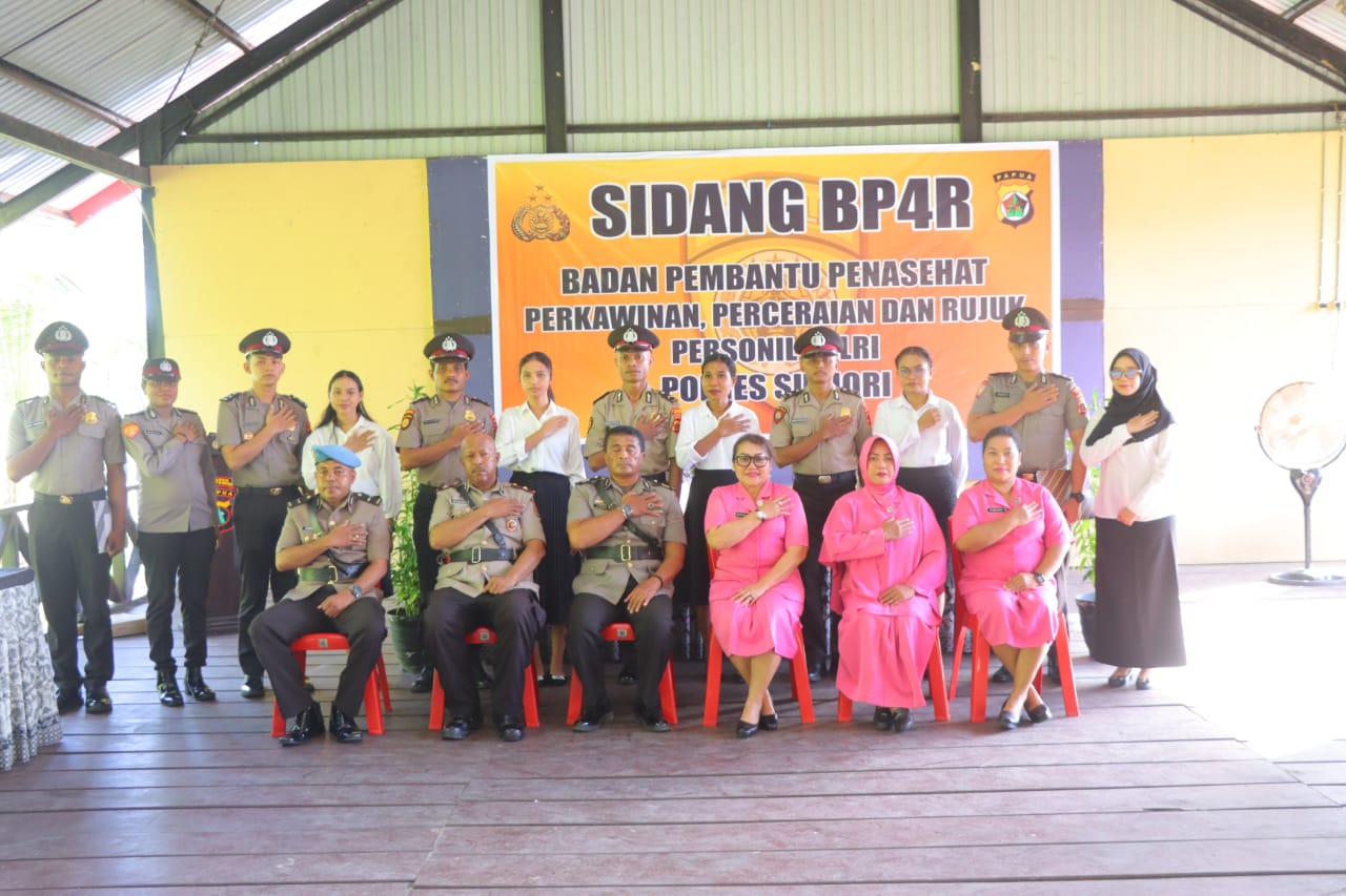 Enam Personil Polres Supiori Melaksanakan Sidang BP4R