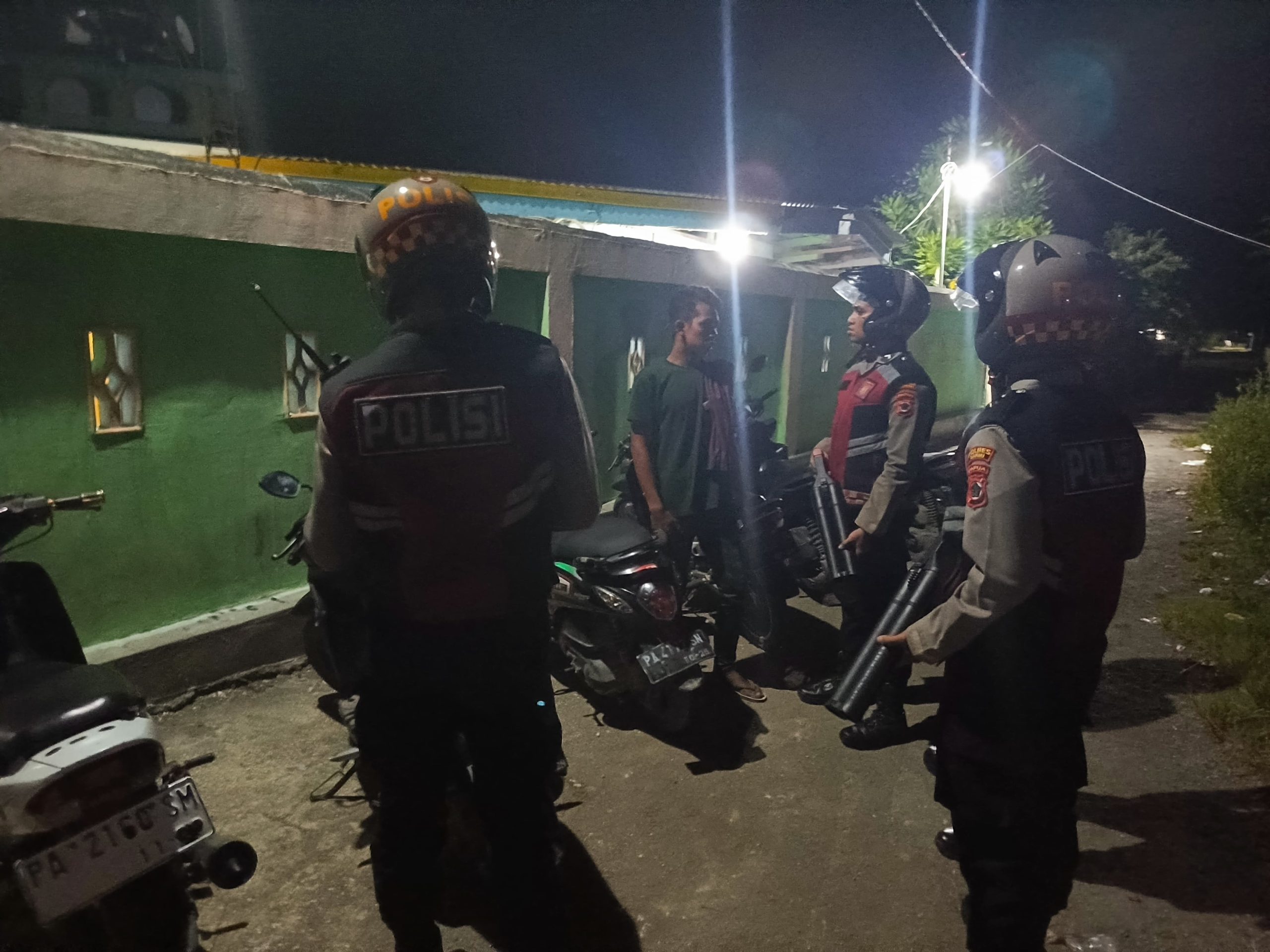 Sat Samapta Rutin Gelar Patroli Subuh Sekaligus Pengamanan Sholat Subuh