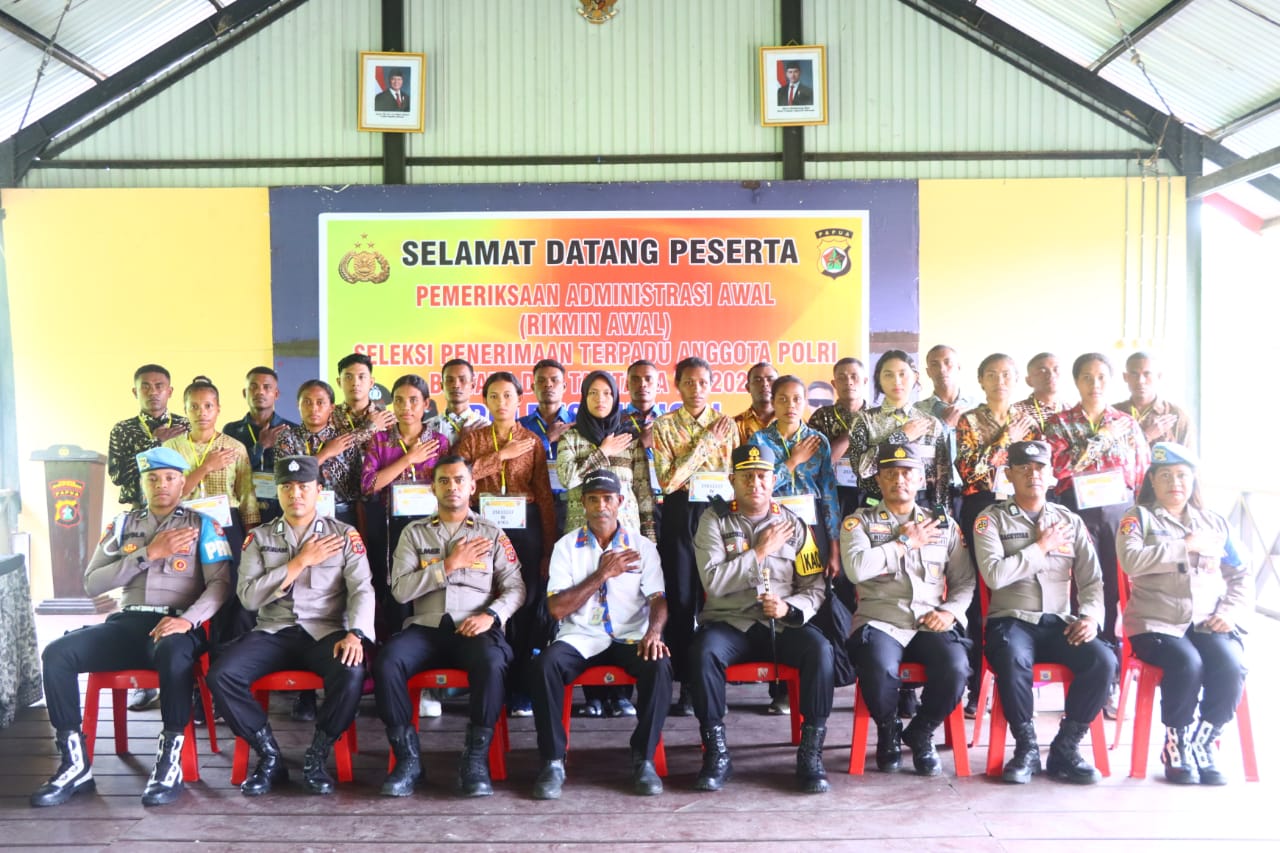 Polres Supiori Lakukan Pemeriksaan Rikmin Awal Seleksi Penerimaan Terpadu Polri T.A. 2025