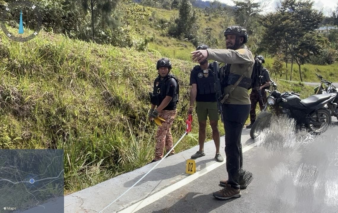 Respons Sigap Satgas Damai Cartenz: Evakuasi Korban dan Pengejaran Pelaku Penembakan