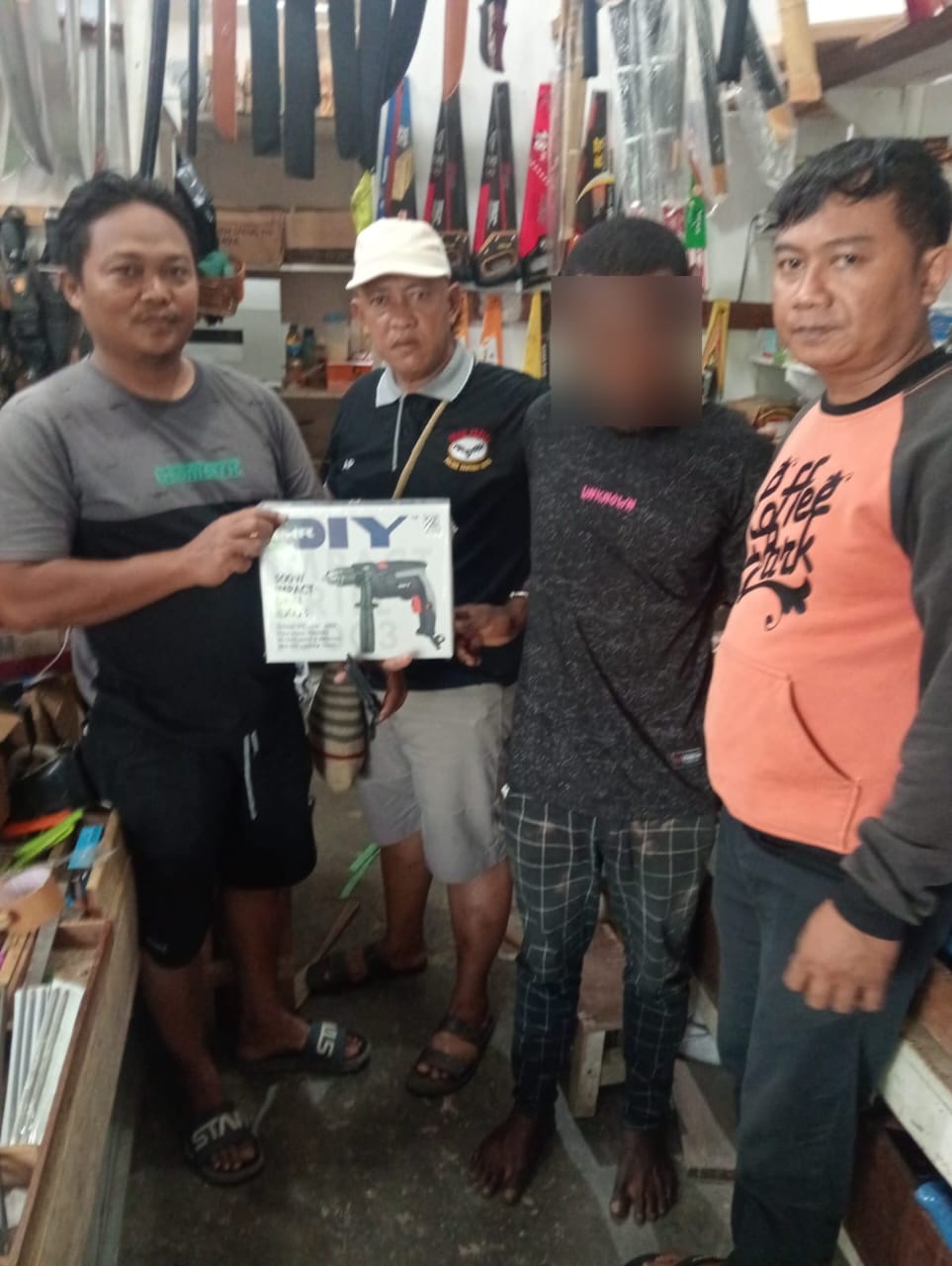 Tim Paniki Kembangkan Kasus Pencurian di MR.DIY Jl. Hawai Sentani, Pelaku dan Barang Bukti Diamankan