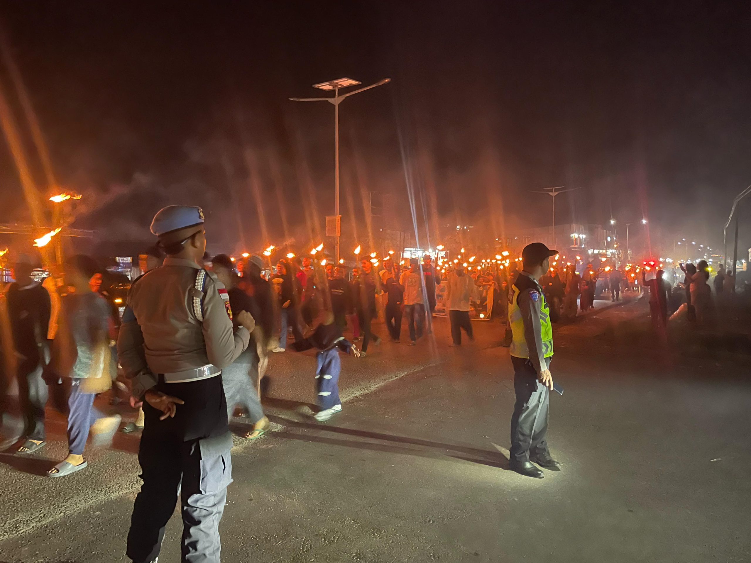 Polres Boven Digoel Amankan Malam Takbiran di Jalan Obor