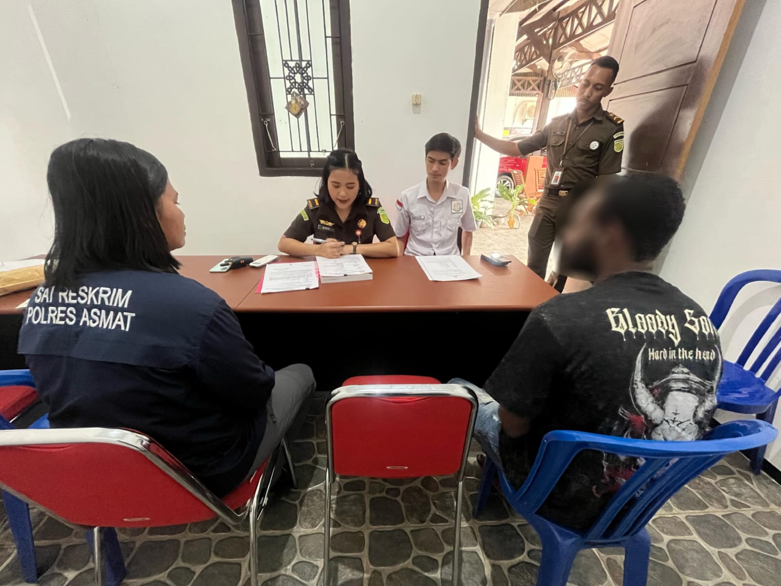 Polres Asmat Limpahkan Satu TSK Pidana Kekerasan Terhadap Anak di Bawah Umur Ke Pihak Kejaksaan Negeri Merauke