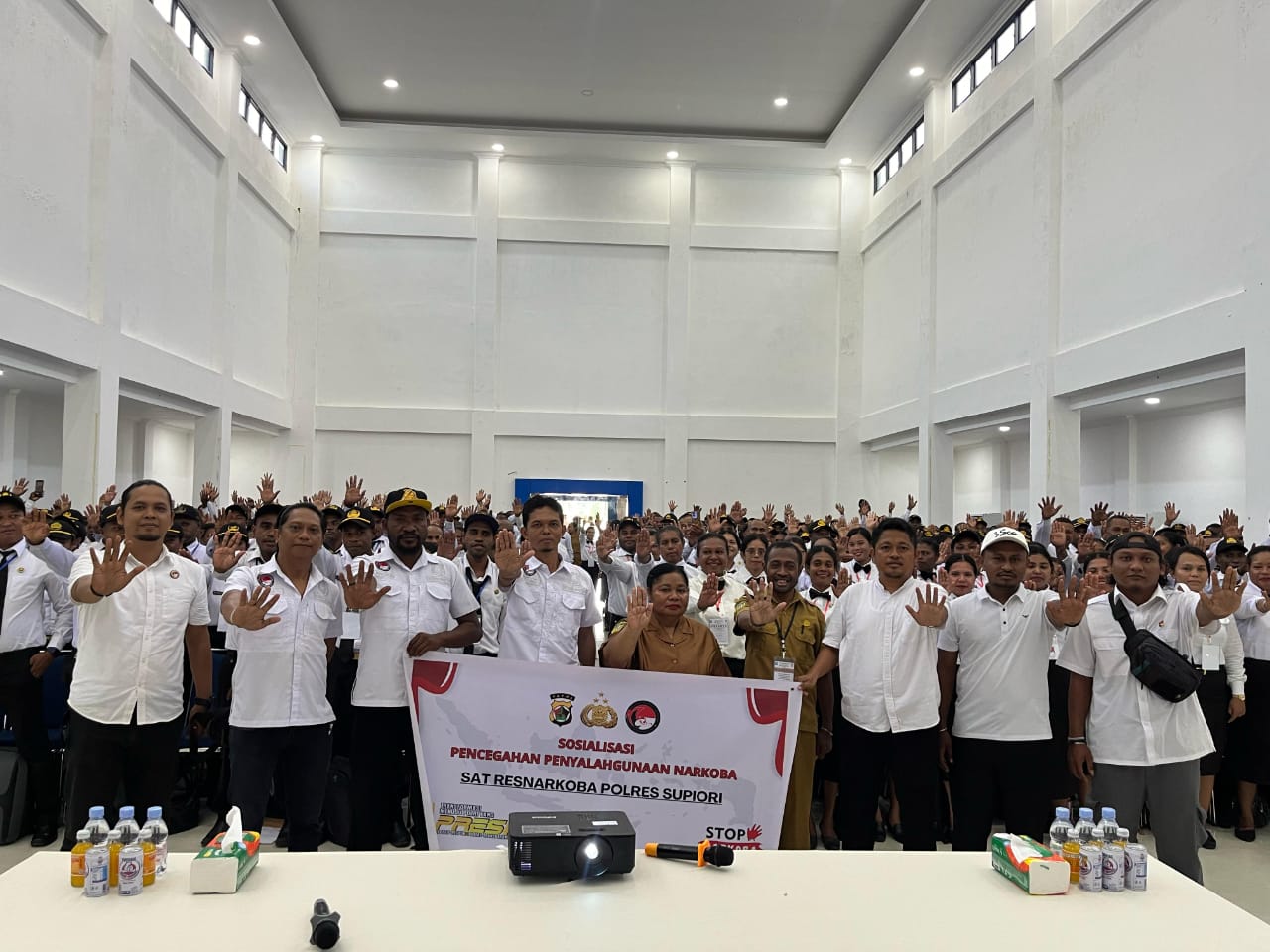 Polres Supiori Sosialisasikan Bahaya Narkoba kepada Peserta Diklat Prajabatan K-2 dan Orientasi PPPK Formasi Tahun 2023