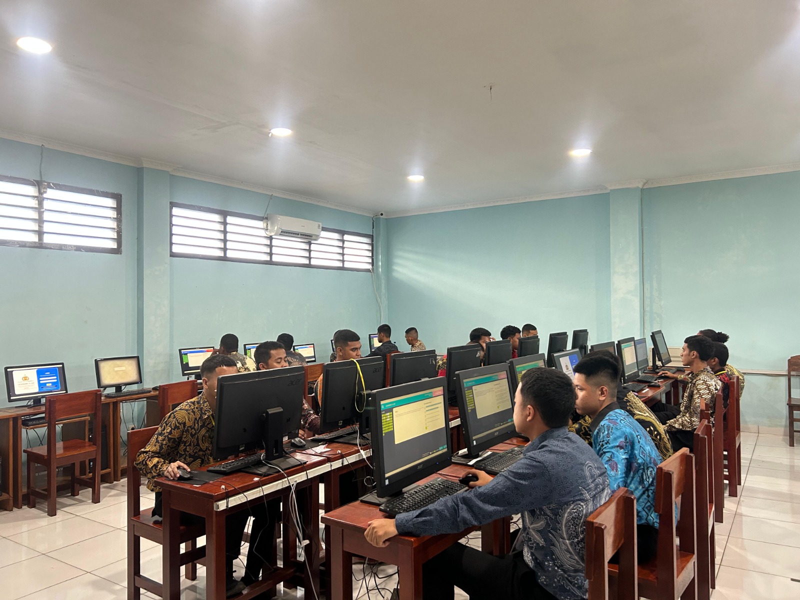 Polda Papua Gelar Tes CAT Akademik Seleksi Bintara Polri Tahun Anggaran 2025