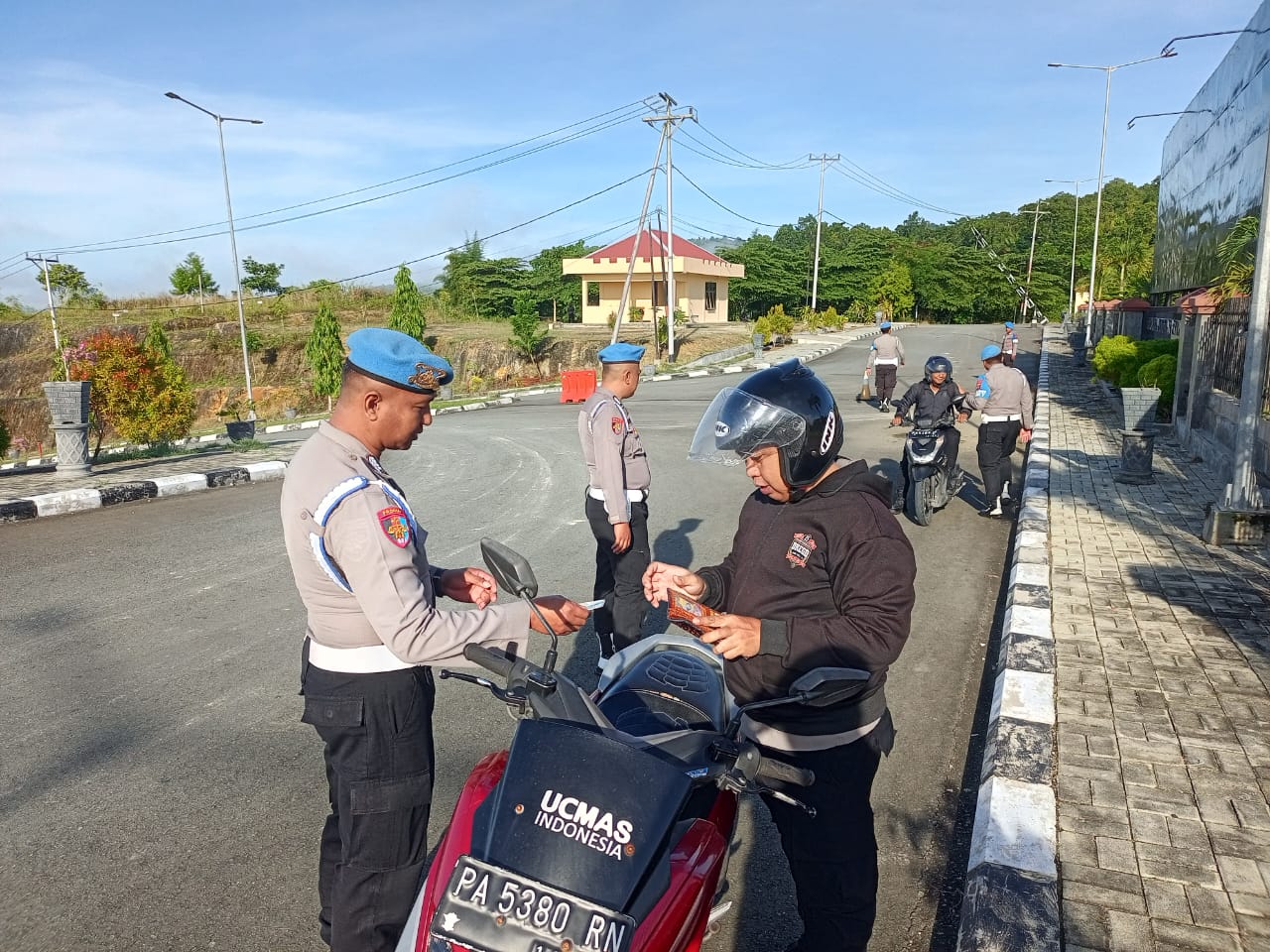 Bid Propam Polda Papua Lakukan Gaktiblin Pemeriksaan Kendaraan Bermotor di Lingkungan Polda Papua