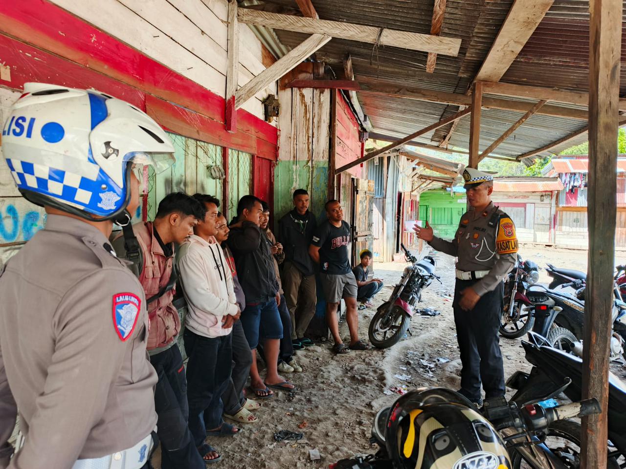 Sambut Hari Bhayangkara Ke – 79 : Sat Lantas Polres Tolikara Sosialisasikan SIM Gratis Kepada Masyarakat Yang Lahir Pada 1 Juli