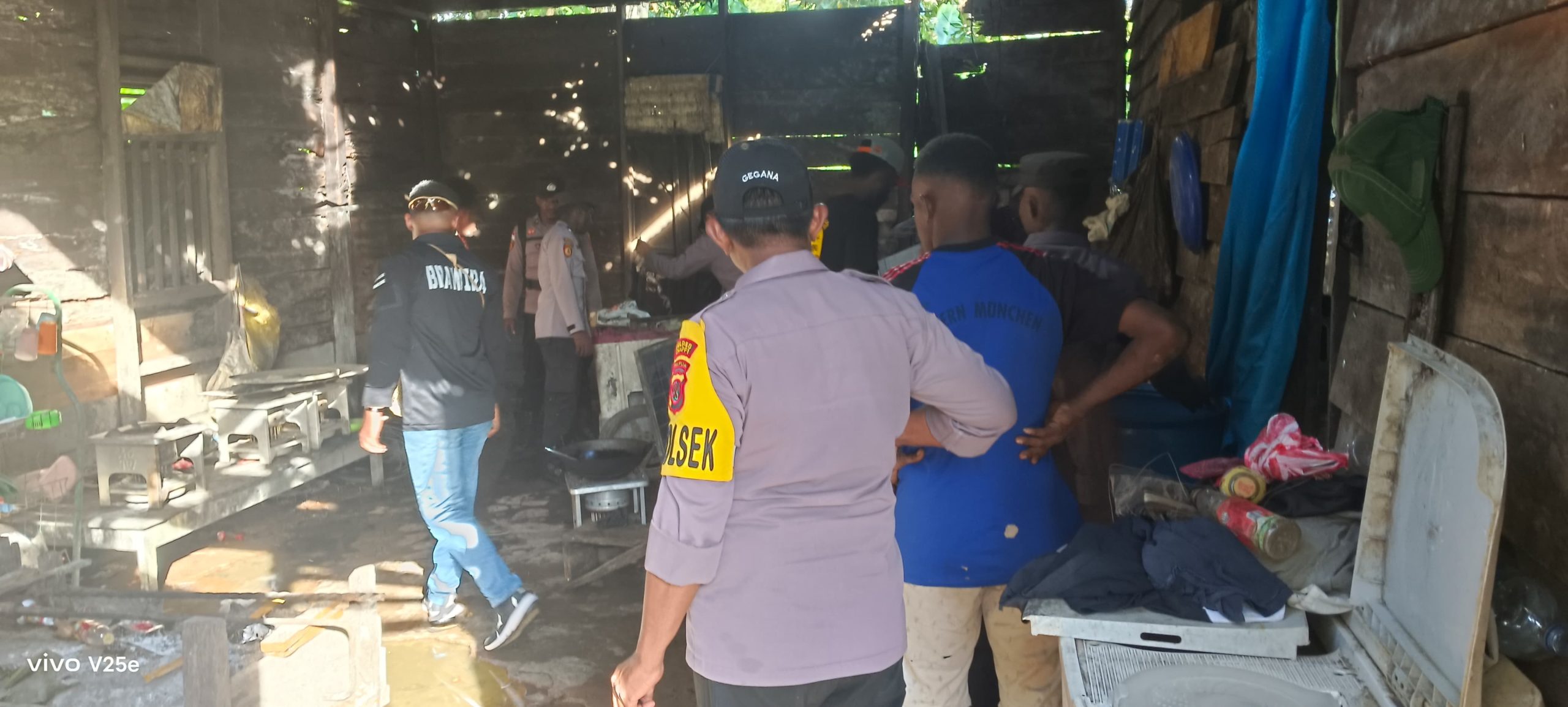‎Jawab Keresahan Masyarakat Terkait Peredaran Miras Di Distrik Edera, Polsek Edera Gencar Razia Miras