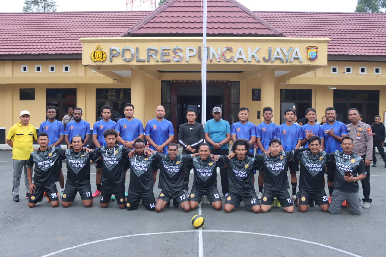 Semarak HUT Bhayangkara Ke-79, Sat Reskrim Polres Puncak Jaya Sabet Juara Pertama Turnamen Gawang Mini