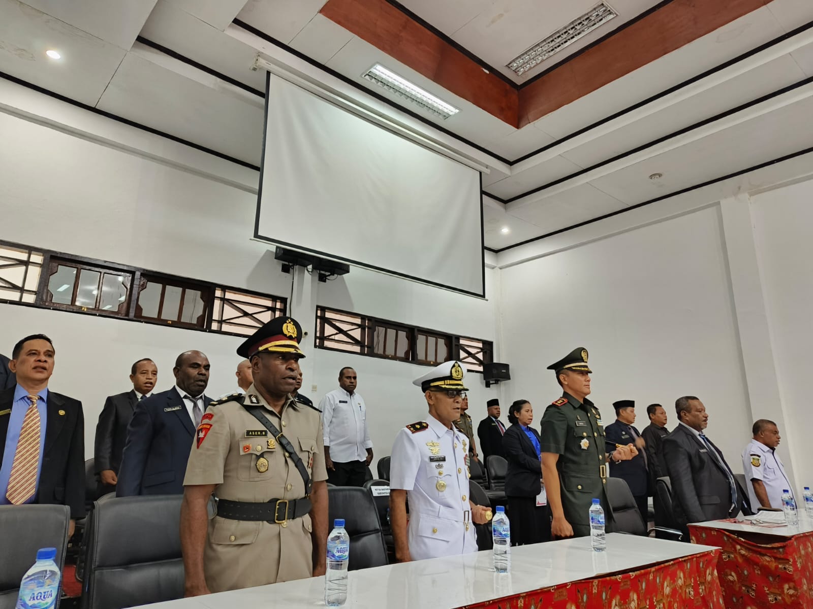 Wakapolres Sarmi Hadiri Sidang Paripurna DPRK Sarmi Bahas Propemperda Tahun 2025