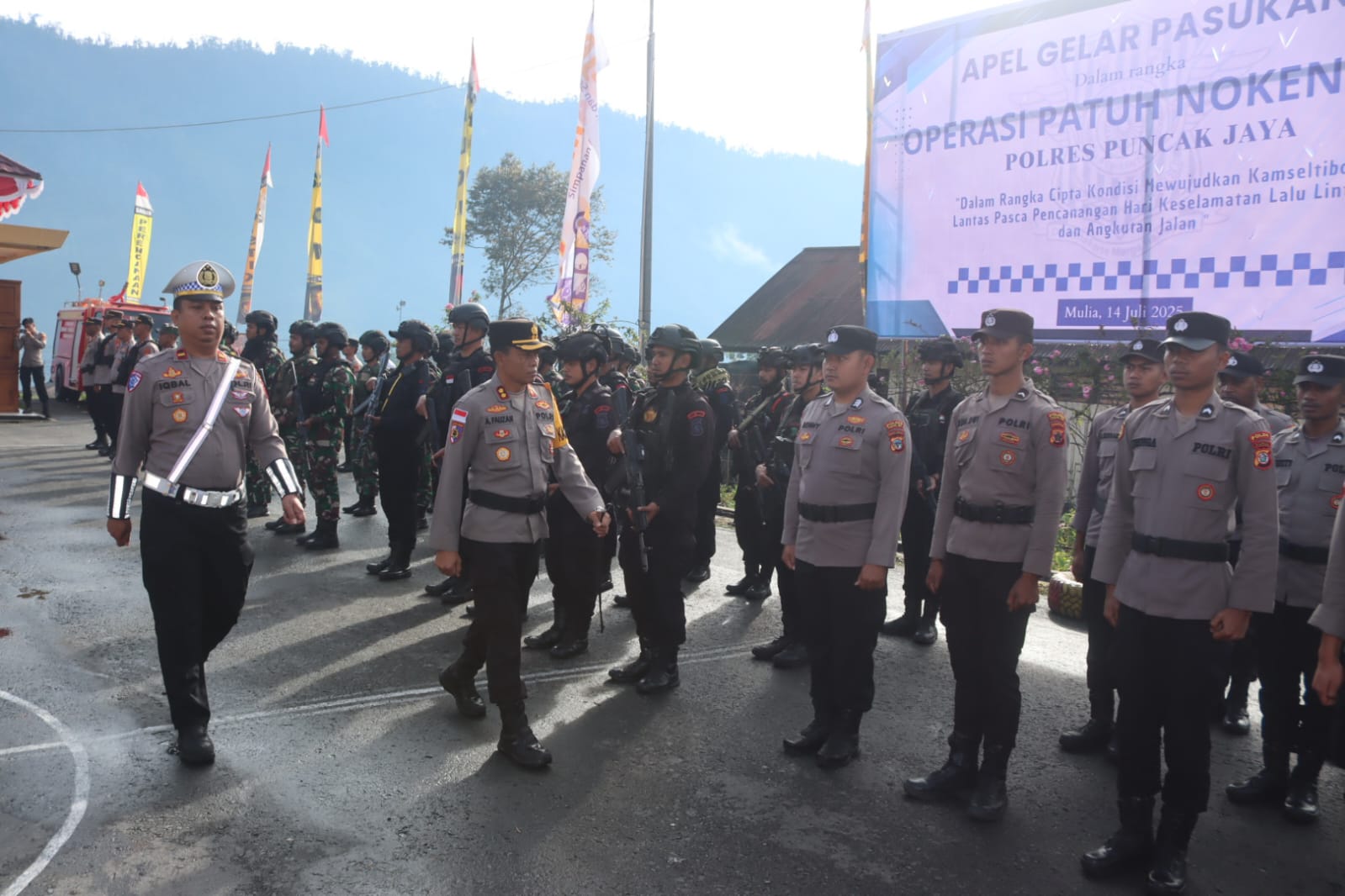 Kapolres Puncak Jaya Pimpin Apel Gelar Pasukan Operasi Patuh Noken – 2025