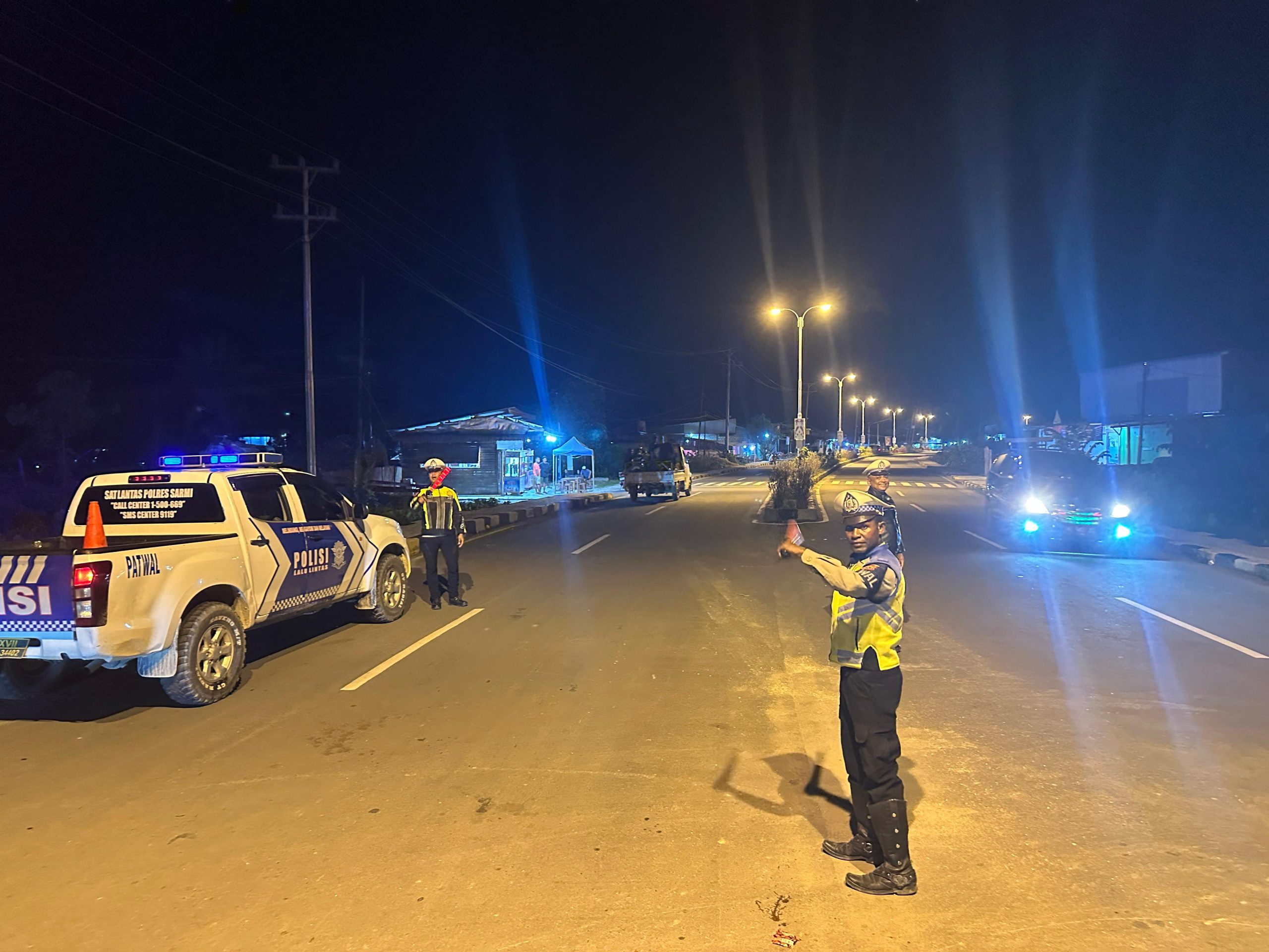 Ciptakan Rasa Aman, Sat Lantas Polres Sarmi Laksanakan Patroli Blue Light di Malam Hari