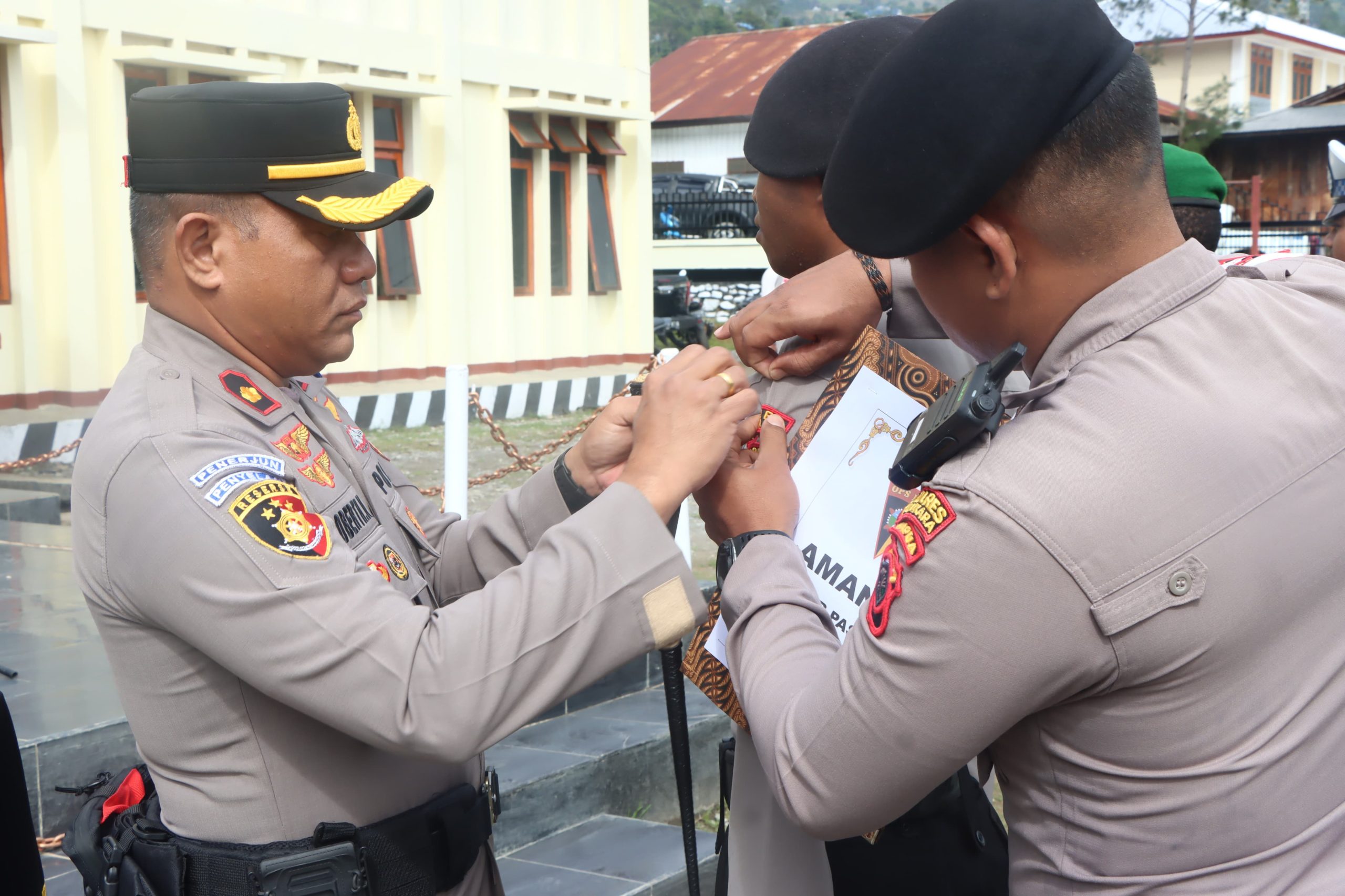 Kapolres Tolikara Pimpin Apel Gelar Pasukan Operasi Patuh Cartenz 2025