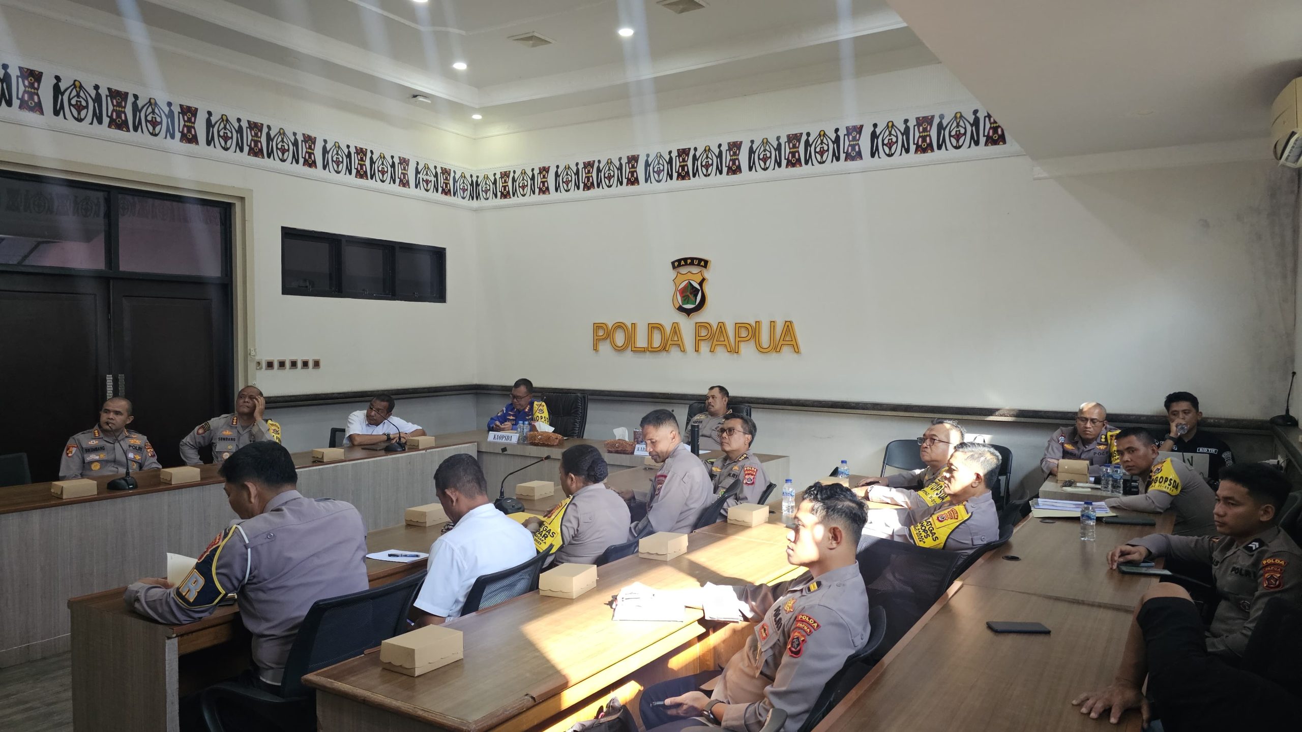 Zoom Meeting Pengecekan Pelaksanaan Operasi Mandiri Kewilayahan, Salah Satunya “Ops Rasaka Cartenz 2025”