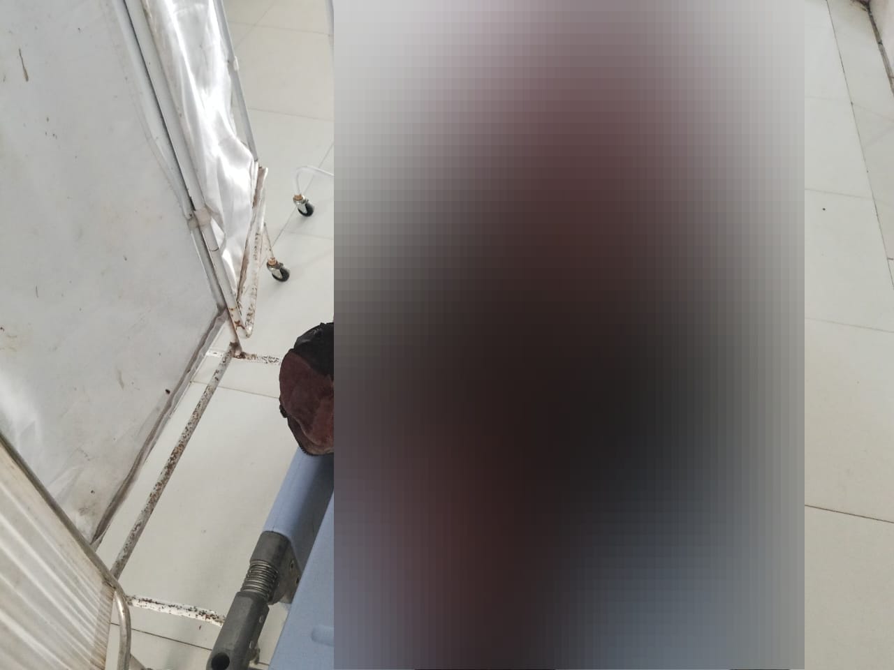 Sadis! Pria Tewas Dianiaya di Depan Koramil Hawai, Pelaku Langsung Kabur