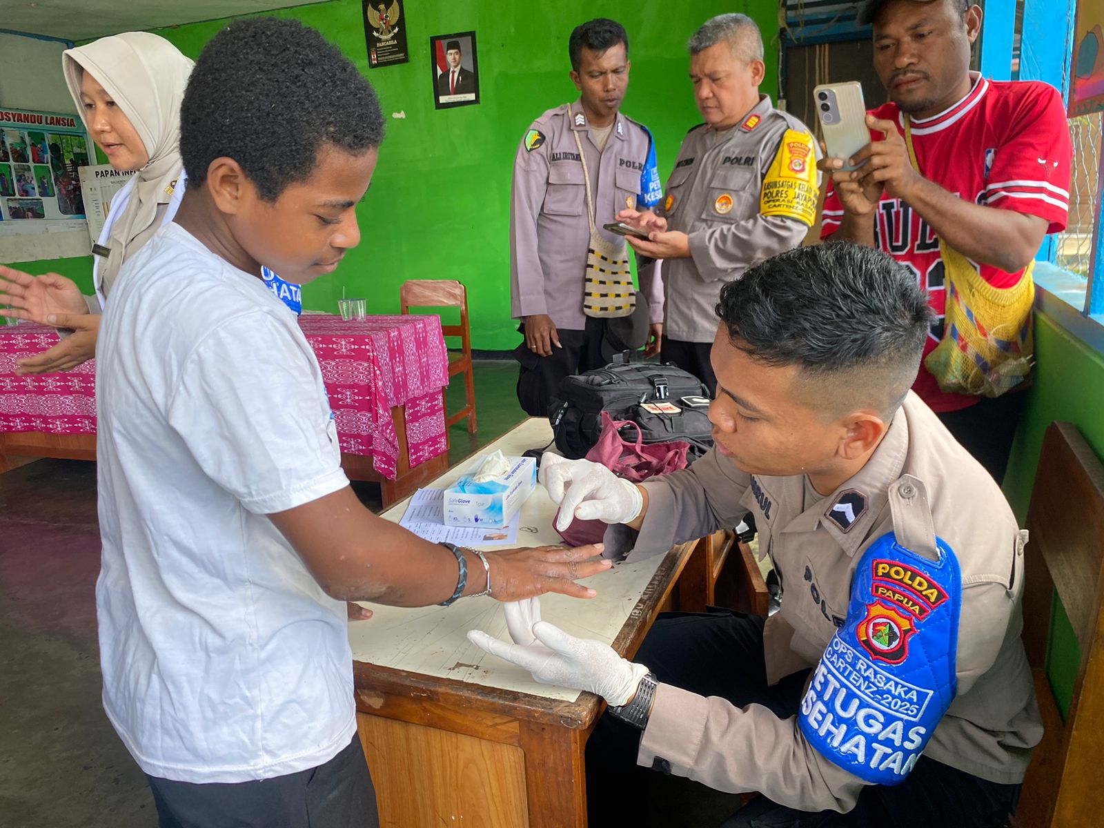 Subsatgas Keladi Sagu Gelar Pemeriksaan Kesehatan Gratis di Kampung Nendali
