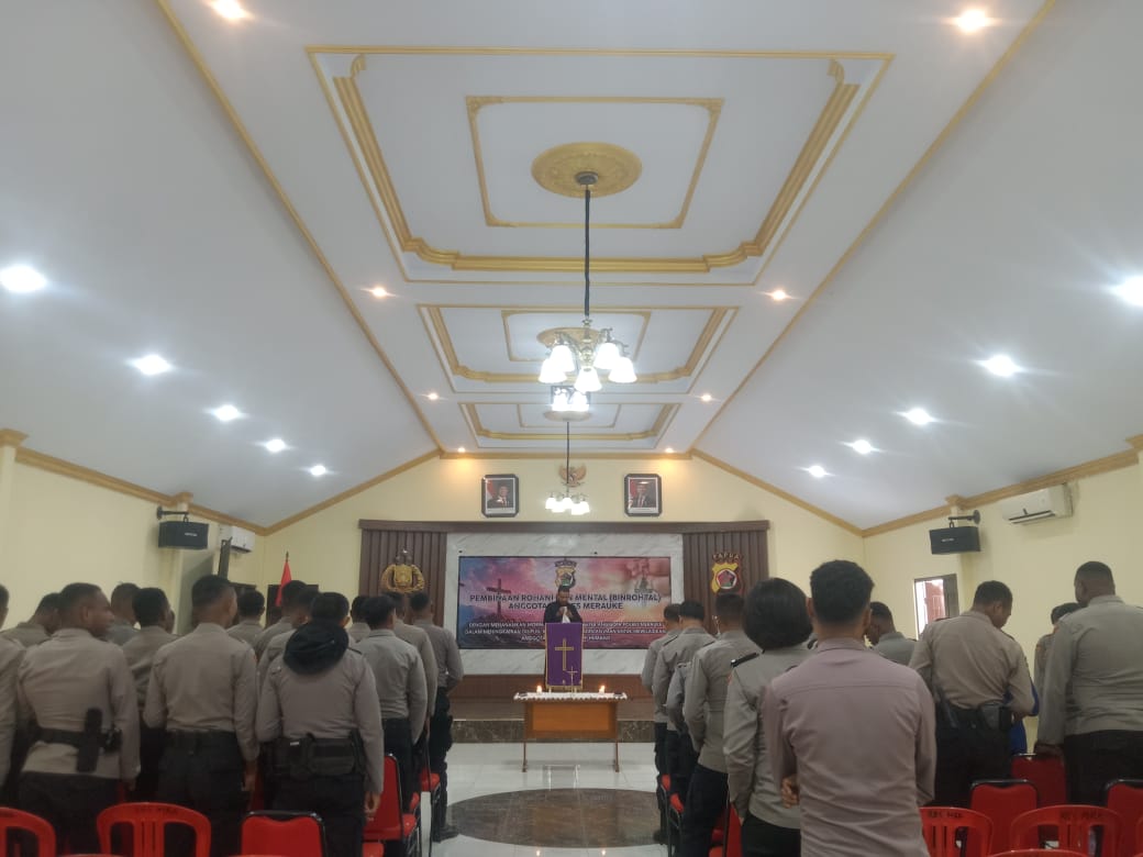 Pelaksanaan Kegiatan Binrohtal Polres Merauke Berlangsung Khidmat dan Lancar
