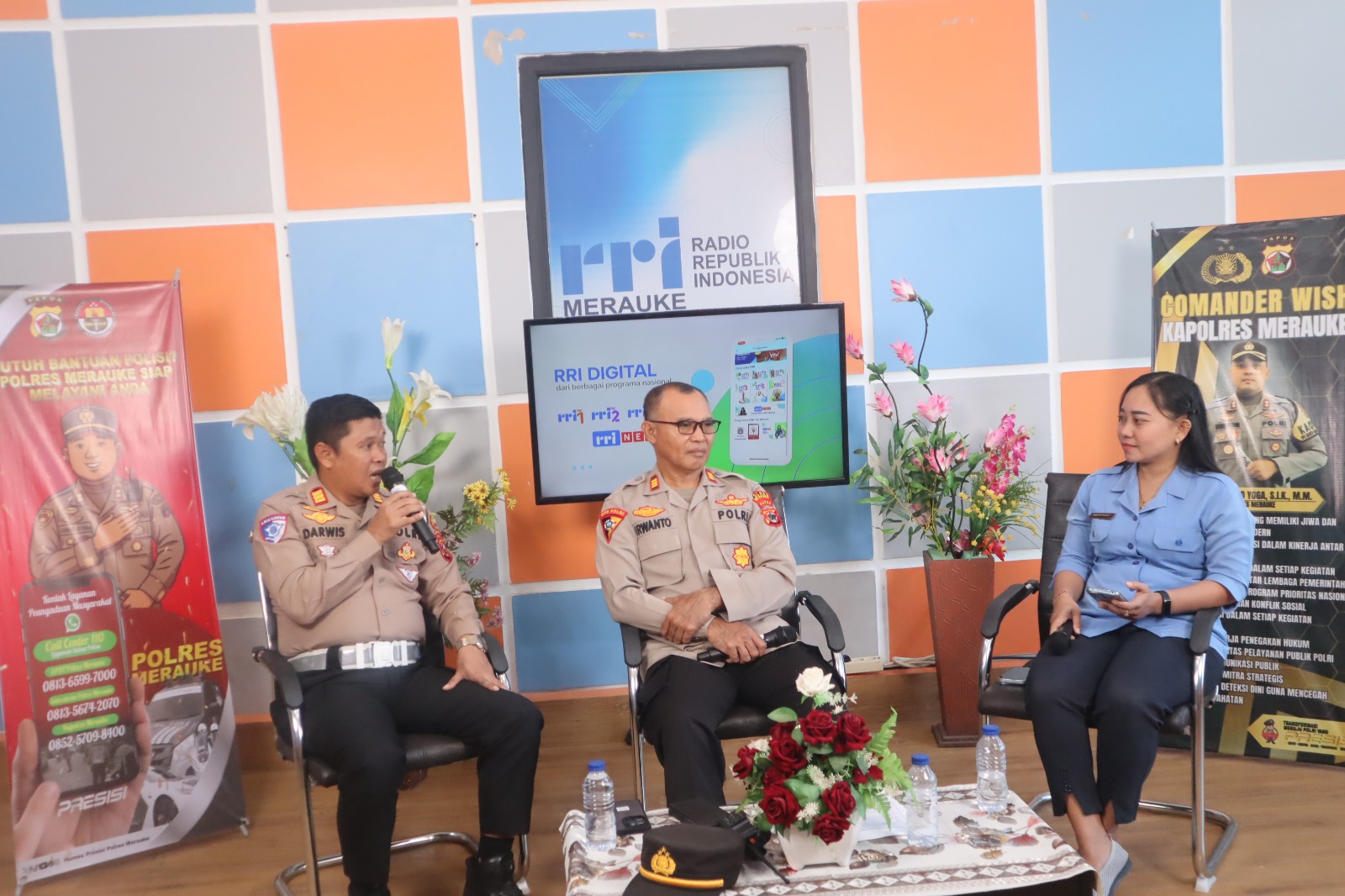 Kasat Lantas Polres Merauke menjadi Narasumber dalam Patroli Siaran Udara dengan topik Operasi Patuh Cartenz 2025