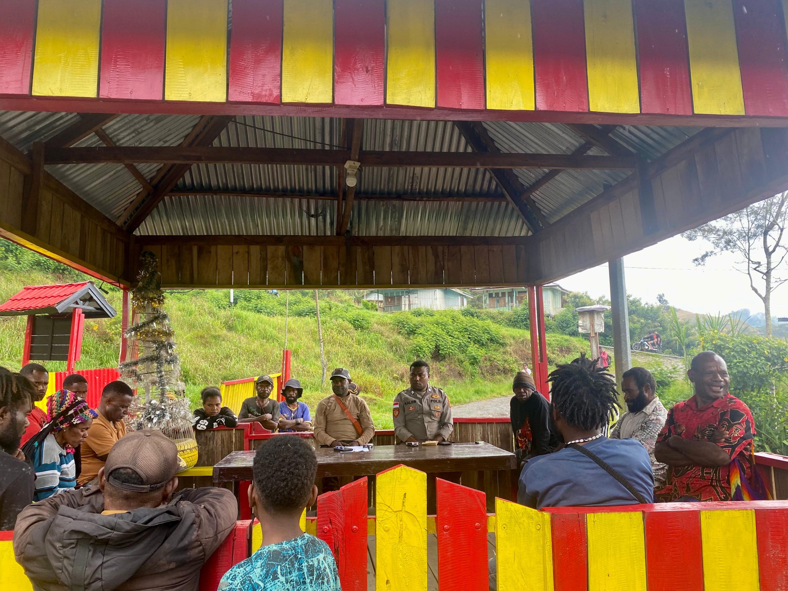 Polsek Karubaga Mediasi Penyelesaian Masalah Hak Wilayah Perkebunan