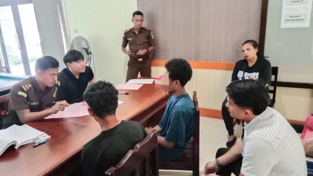 Kasus Pencurian Dengan Pemberatan di Jalan Leo Mamiri Telah Dilakukan Tahap II