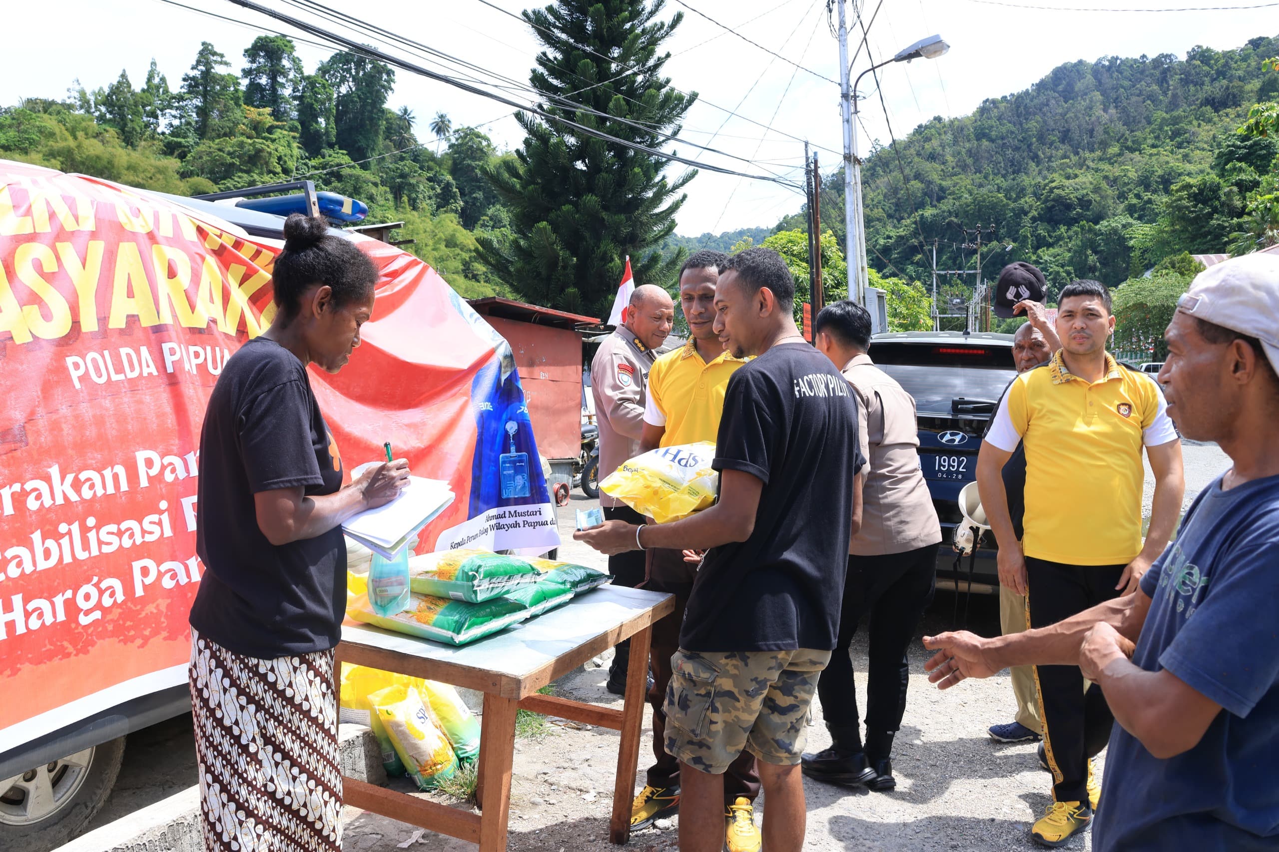 Menjaga Stabilisasi Harga dan Pasokan Beras untuk Masyarakat, Polda Papua Gelar Gerakan Pangan Murah