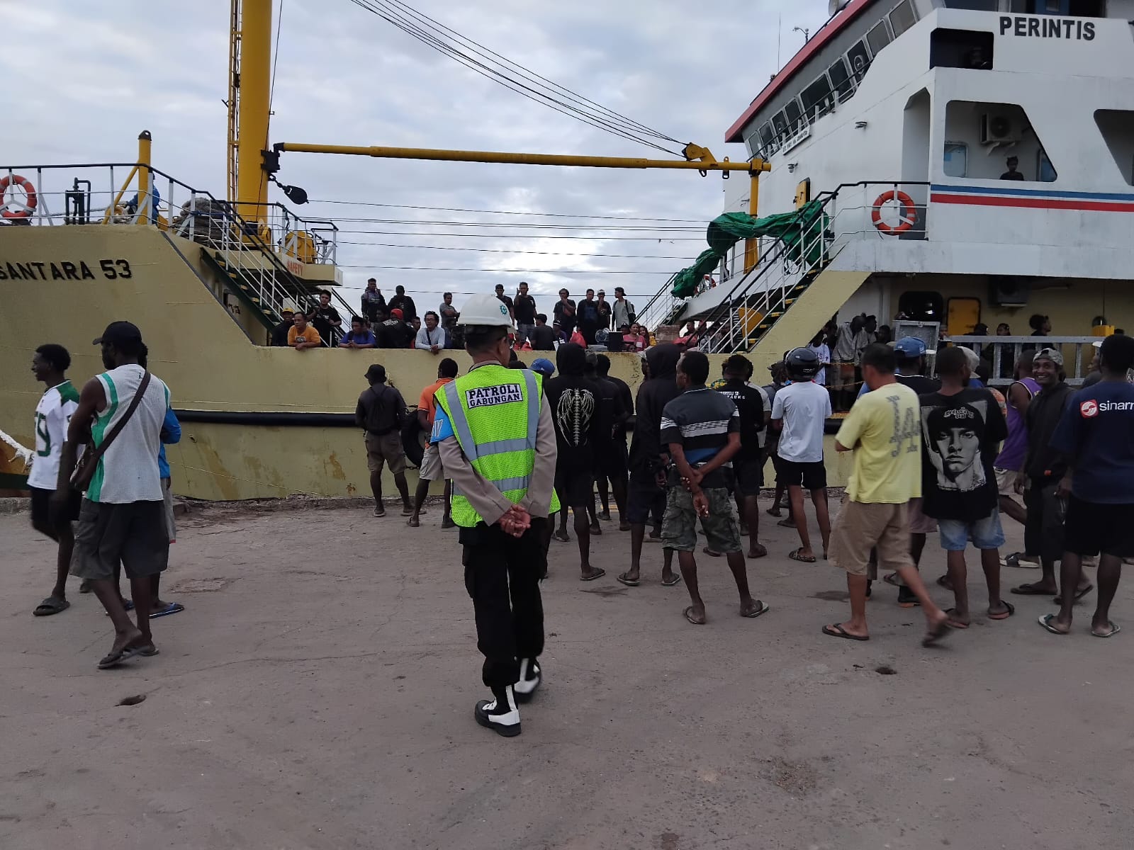 Polsek KPL Merauke Bersama Instansi Terkait Laksanakan Patroli dan Pengamanan Kapal