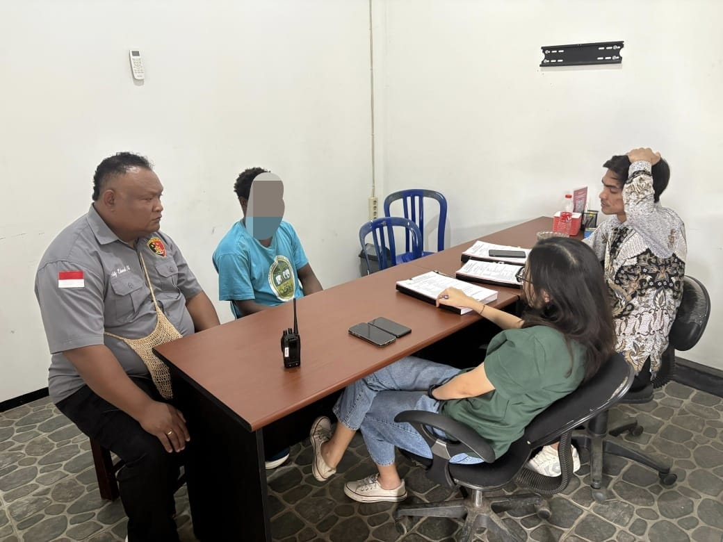 Sat Reskrim Polres Asmat Laksanakan Tahap II Pelimpahan Tersangka dan Barang Bukti