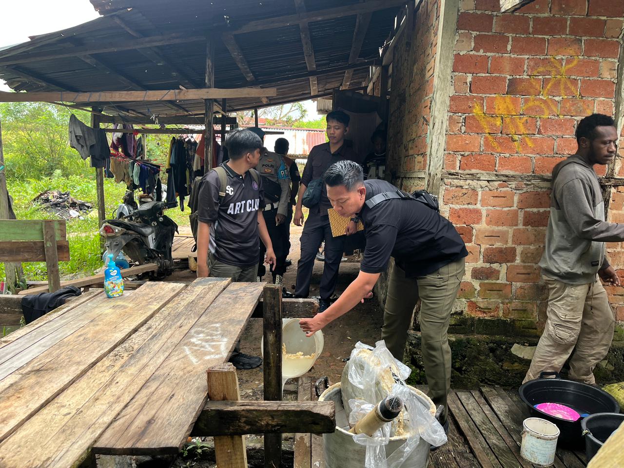 Sat Resnarkoba Polres Boven Digoel Razia Miras Jelang Hari Kemerdekaan.