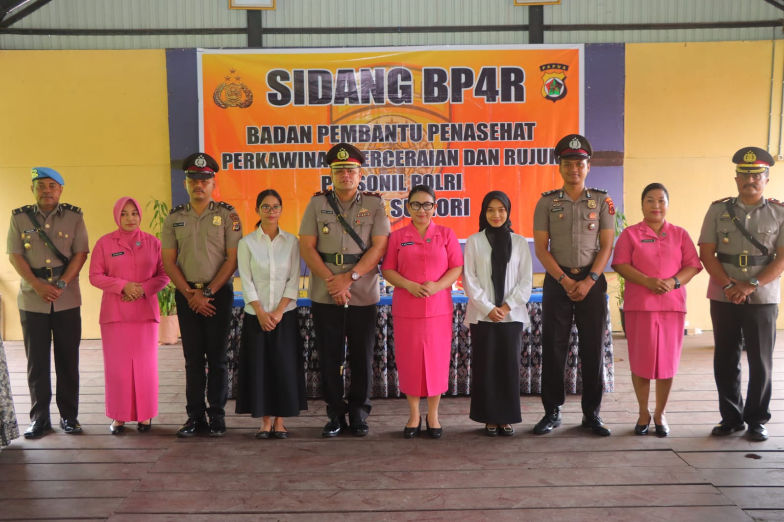 Polres Supiori Gelar Sidang BP4R untuk Dua Personel