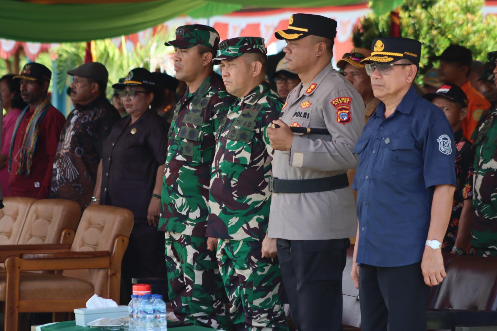 Kapolres Nabire Hadiri Upacara Penutupan TMMD ke-125 di Kampung Manunggal Jaya